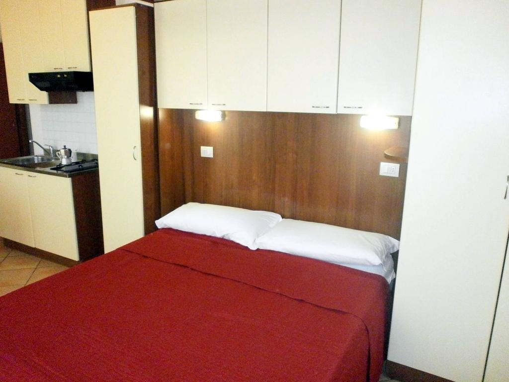 Residence Carioca Ρίμινι Δωμάτιο φωτογραφία
