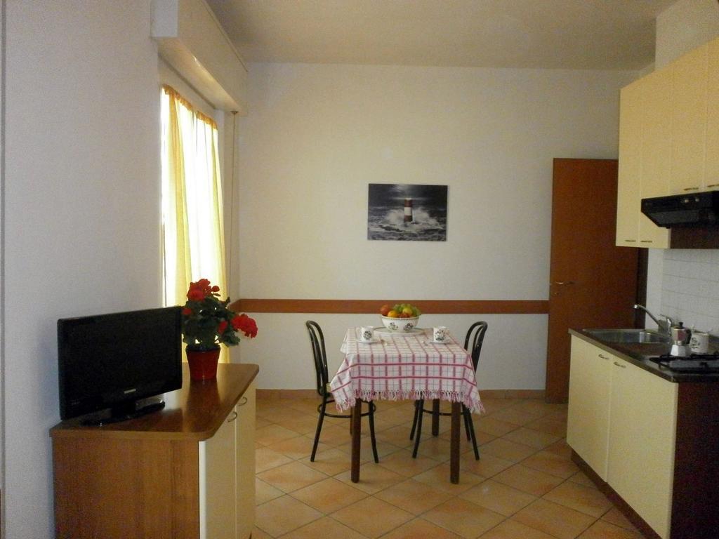 Residence Carioca Ρίμινι Δωμάτιο φωτογραφία