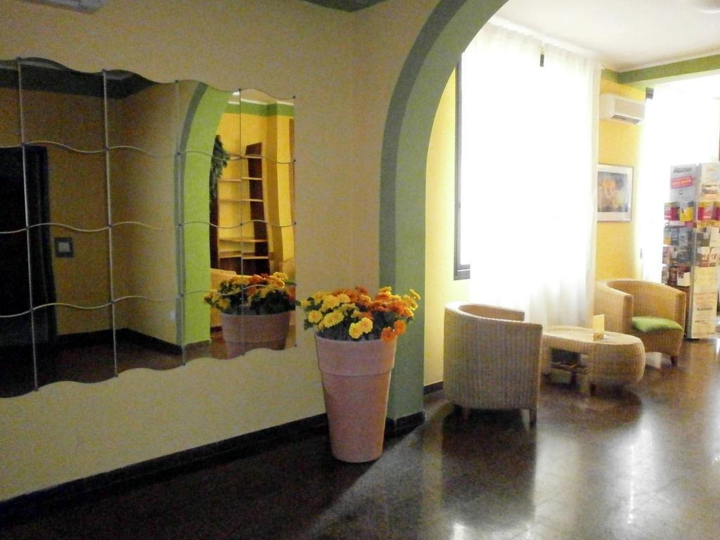 Residence Carioca Ρίμινι Εξωτερικό φωτογραφία